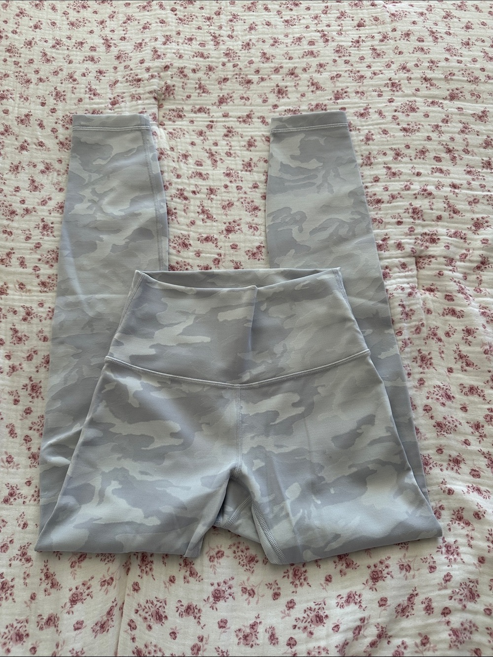 Lululemon wunder under